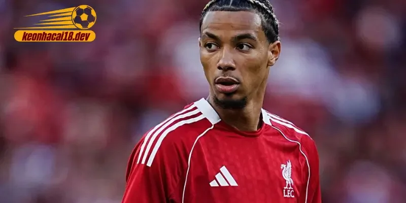 Khởi đầu ấn tượng và thách thức cạnh tranh tại Anfield